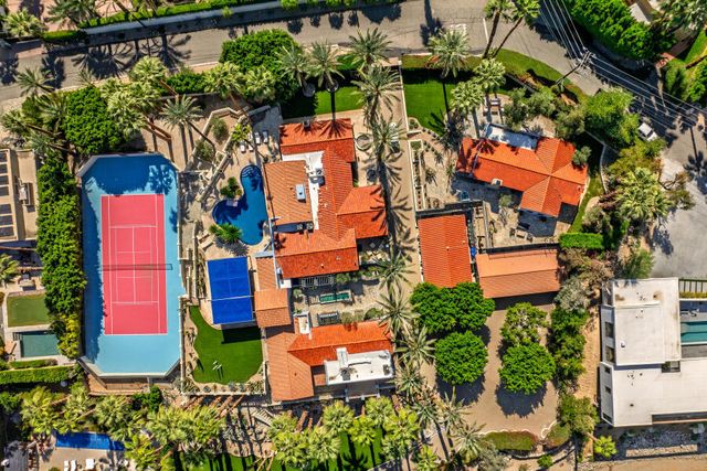 294 W Crestview Drive Drive, Palm Springs, CA 92264