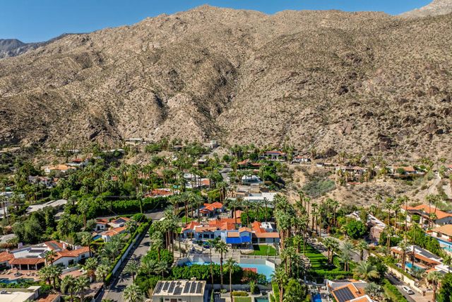 294 W Crestview Drive Drive, Palm Springs, CA 92264