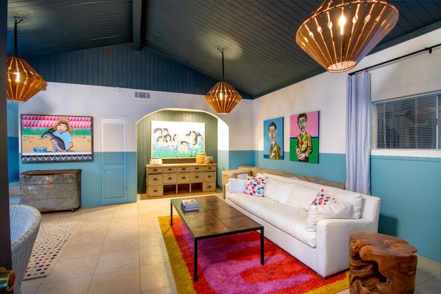 294 W Crestview Drive Drive, Palm Springs, CA 92264