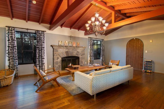 294 W Crestview Drive Drive, Palm Springs, CA 92264