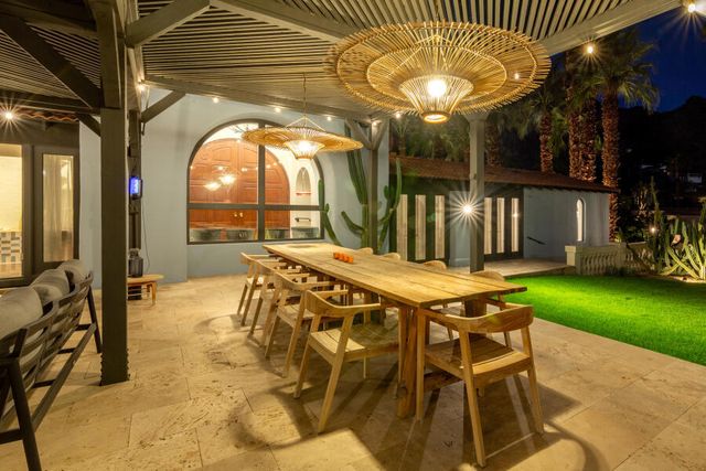 294 W Crestview Drive Drive, Palm Springs, CA 92264