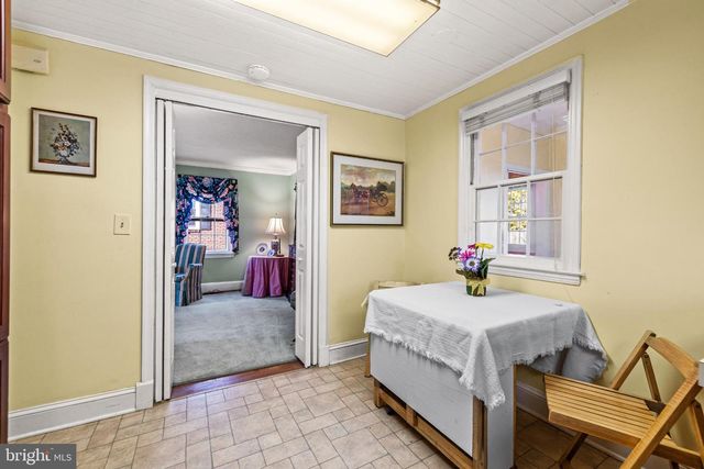 504 TOWSON AVE, Lutherville Timonium, MD 21093