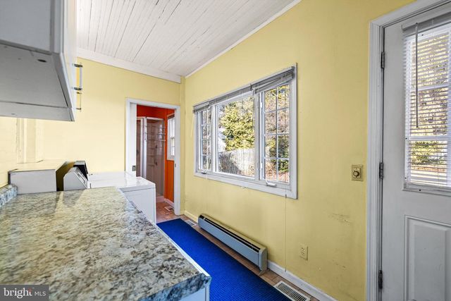 504 TOWSON AVE, Lutherville Timonium, MD 21093