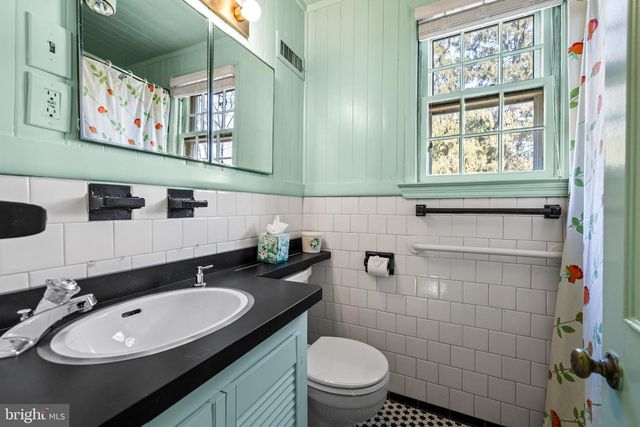 504 TOWSON AVE, Lutherville Timonium, MD 21093