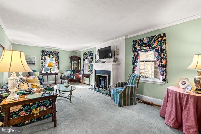 504 TOWSON AVE, Lutherville Timonium, MD 21093