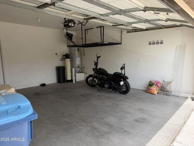 41108 N HUDSON Trail, Anthem, AZ 85086