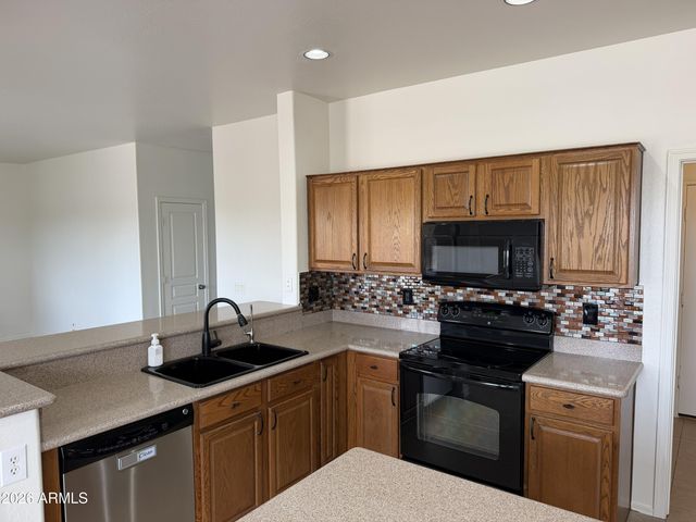 41108 N HUDSON Trail, Anthem, AZ 85086