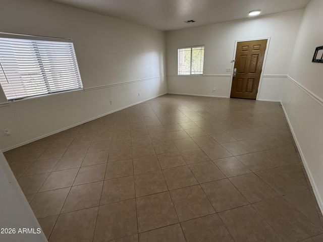 41108 N HUDSON Trail, Anthem, AZ 85086