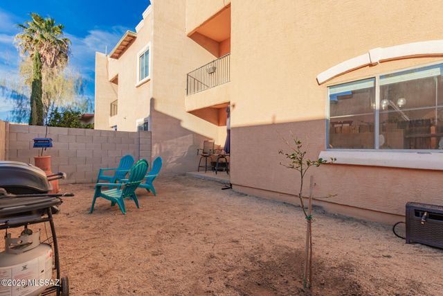 18870 S Esherton Drive, Sahuarita, AZ 85629