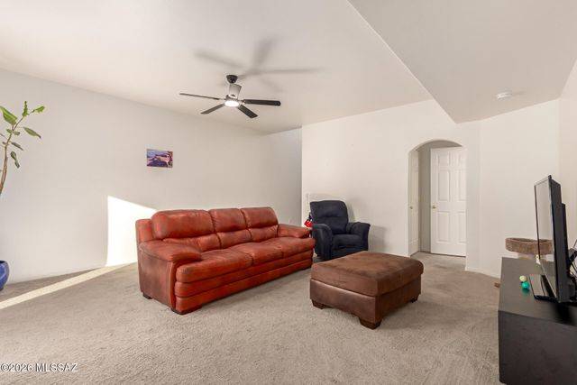 18870 S Esherton Drive, Sahuarita, AZ 85629