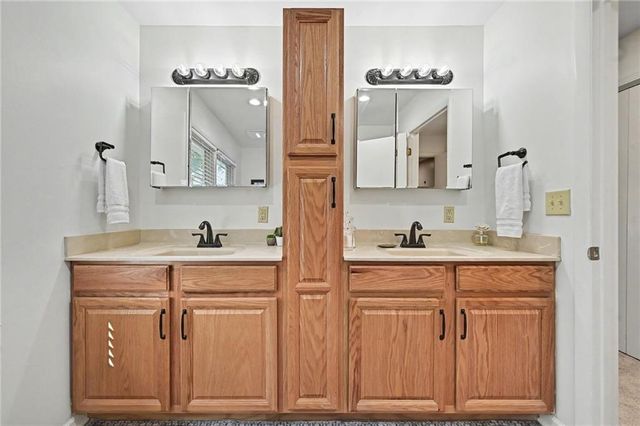 5020 Clark Drive, Roeland Park, KS 66205