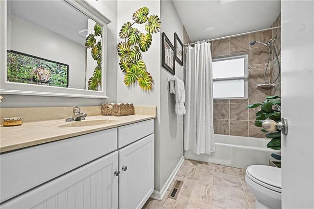 5020 Clark Drive, Roeland Park, KS 66205