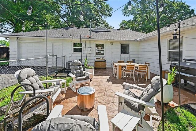 5020 Clark Drive, Roeland Park, KS 66205