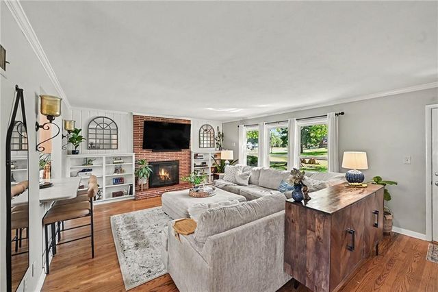 5020 Clark Drive, Roeland Park, KS 66205