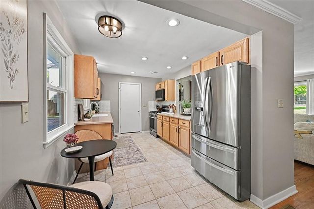 5020 Clark Drive, Roeland Park, KS 66205