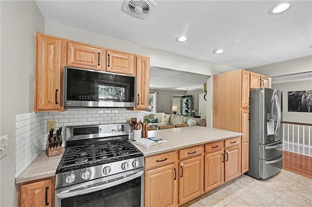 5020 Clark Drive, Roeland Park, KS 66205