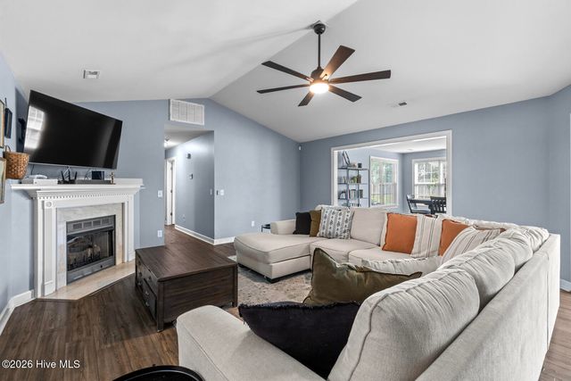 111 Blue Haven Drive, Hubert, NC 28539