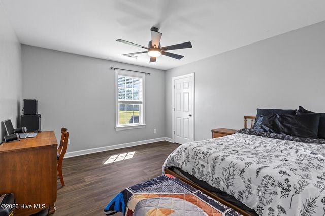 111 Blue Haven Drive, Hubert, NC 28539