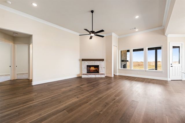 12420 Hornfels Drive, Krum, TX 76249