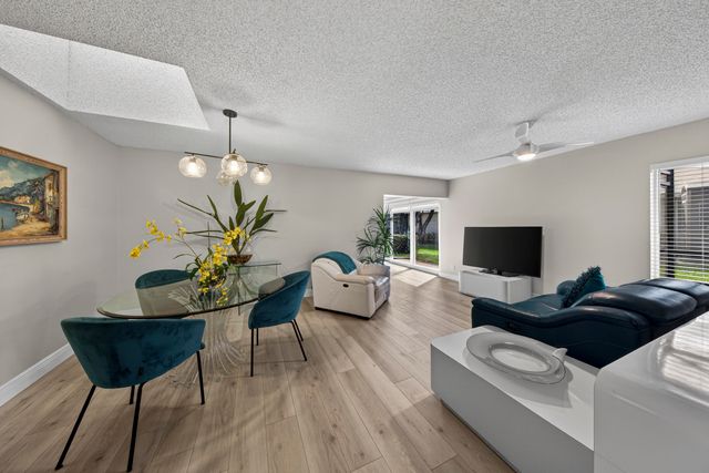 18824 Candlewick Drive, Boca Raton, FL 33496