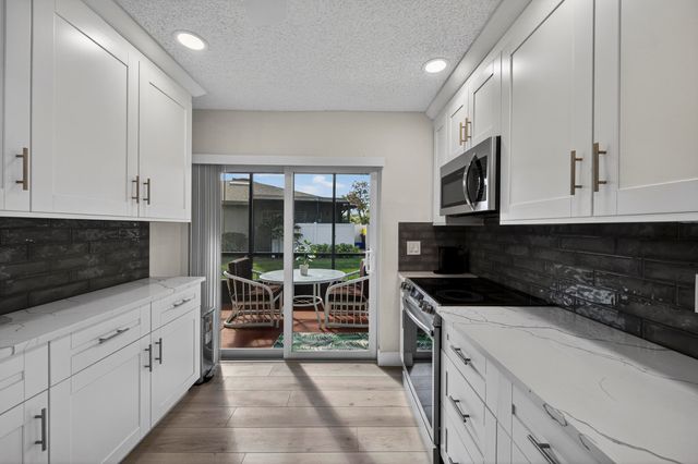 18824 Candlewick Drive, Boca Raton, FL 33496