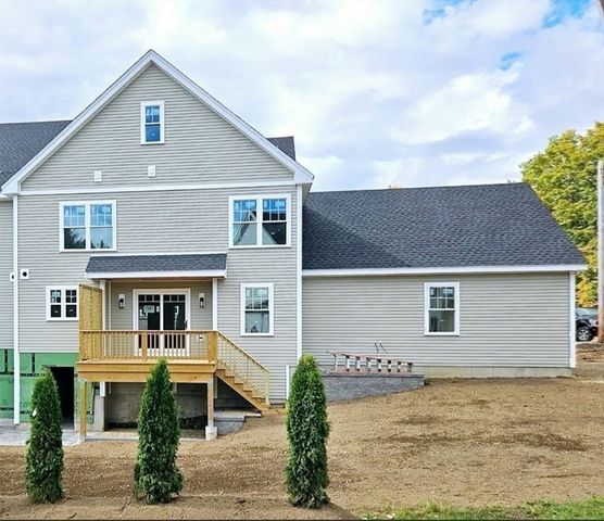 92 Willow Street 3, Acton, MA 01720