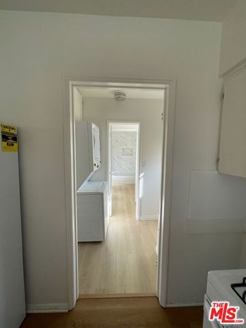 4434 Grand View Boulevard, Los Angeles, CA 90066