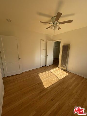 4434 Grand View Boulevard, Los Angeles, CA 90066