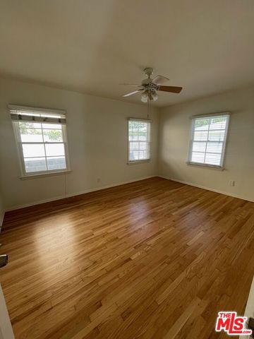 4434 Grand View Boulevard, Los Angeles, CA 90066