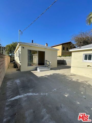 4434 Grand View Boulevard, Los Angeles, CA 90066