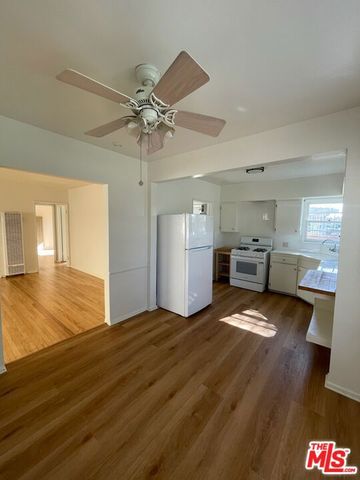 4434 Grand View Boulevard, Los Angeles, CA 90066