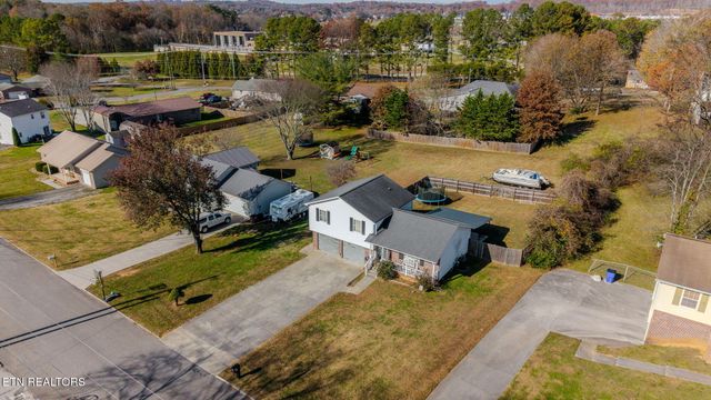 4309 Trelawny Lane, Powell, TN 37849