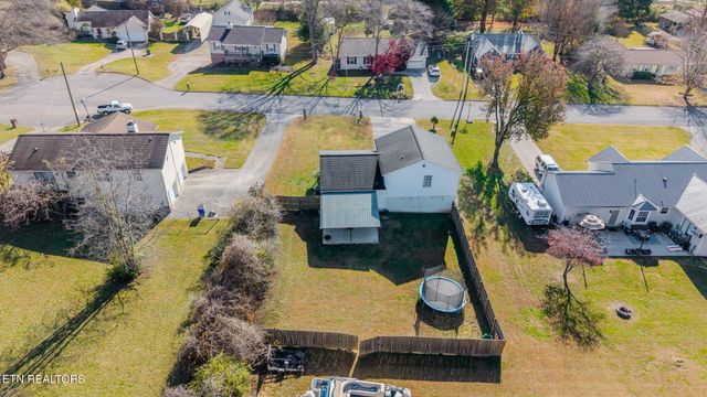 4309 Trelawny Lane, Powell, TN 37849