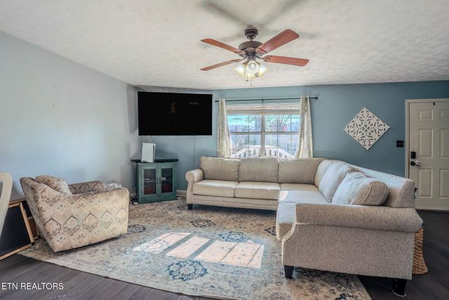 4309 Trelawny Lane, Powell, TN 37849