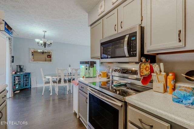 4309 Trelawny Lane, Powell, TN 37849