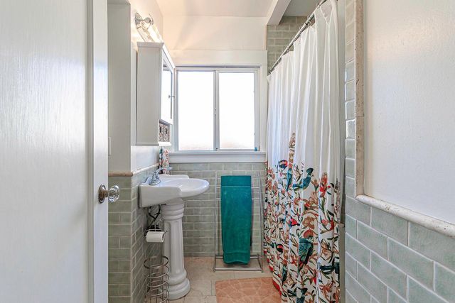 209 Kimble St, Modesto, CA 95354