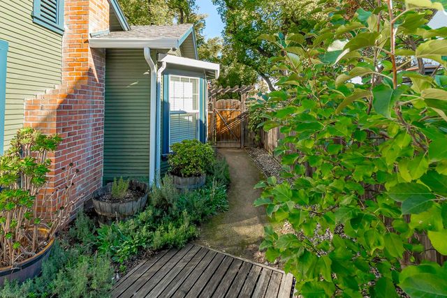 209 Kimble St, Modesto, CA 95354