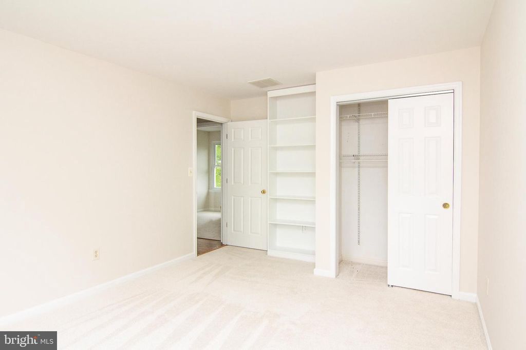 Image 22 of property listing at 168 FEDERAL ANN CT, Westminster, MD 21157