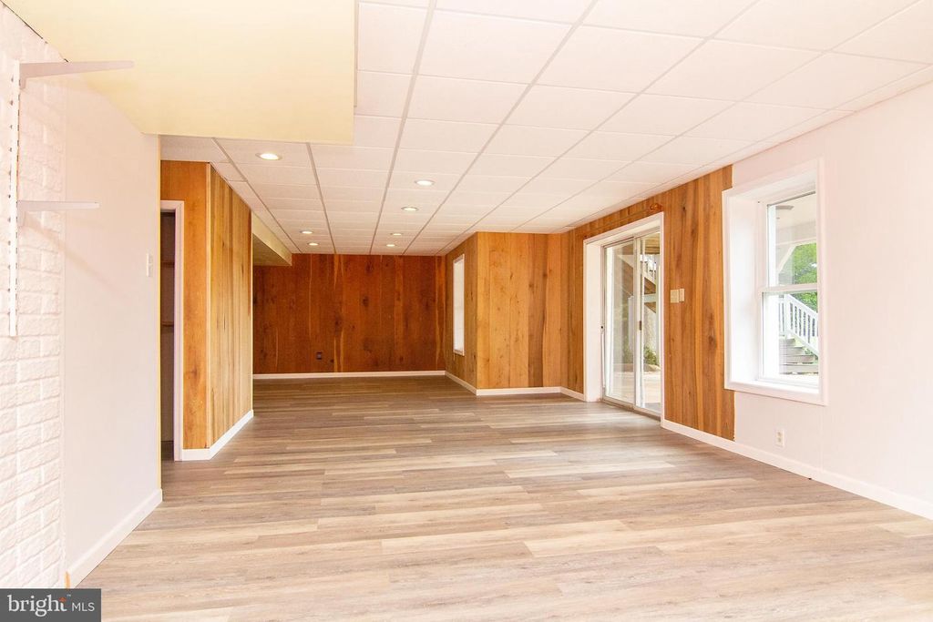 Image 26 of property listing at 168 FEDERAL ANN CT, Westminster, MD 21157