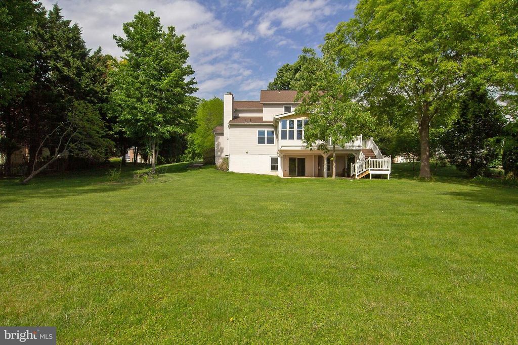 Image 39 of property listing at 168 FEDERAL ANN CT, Westminster, MD 21157