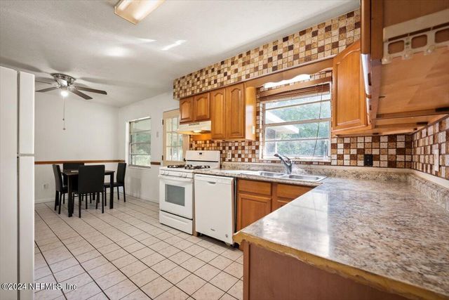 4445 JADE Drive E, Jacksonville, FL 32210