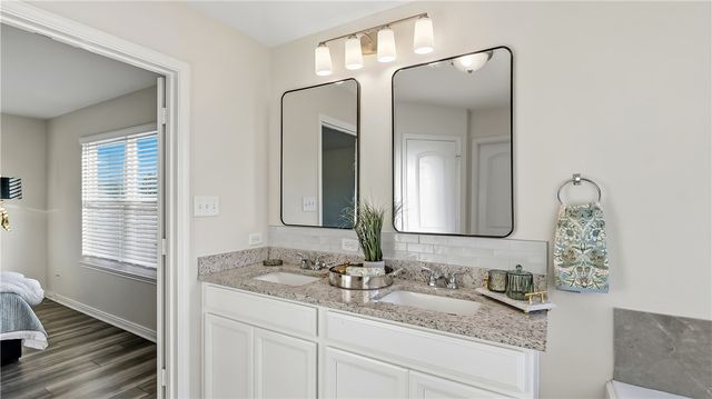 2707 Redcap Street, Bryan, TX 77803
