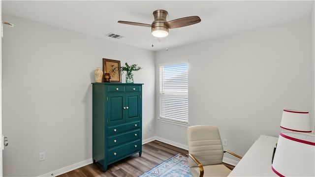 2707 Redcap Street, Bryan, TX 77803