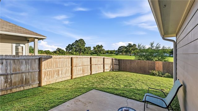 2707 Redcap Street, Bryan, TX 77803