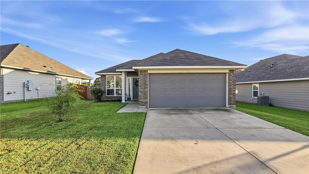 2707 Redcap Street, Bryan, TX 77803