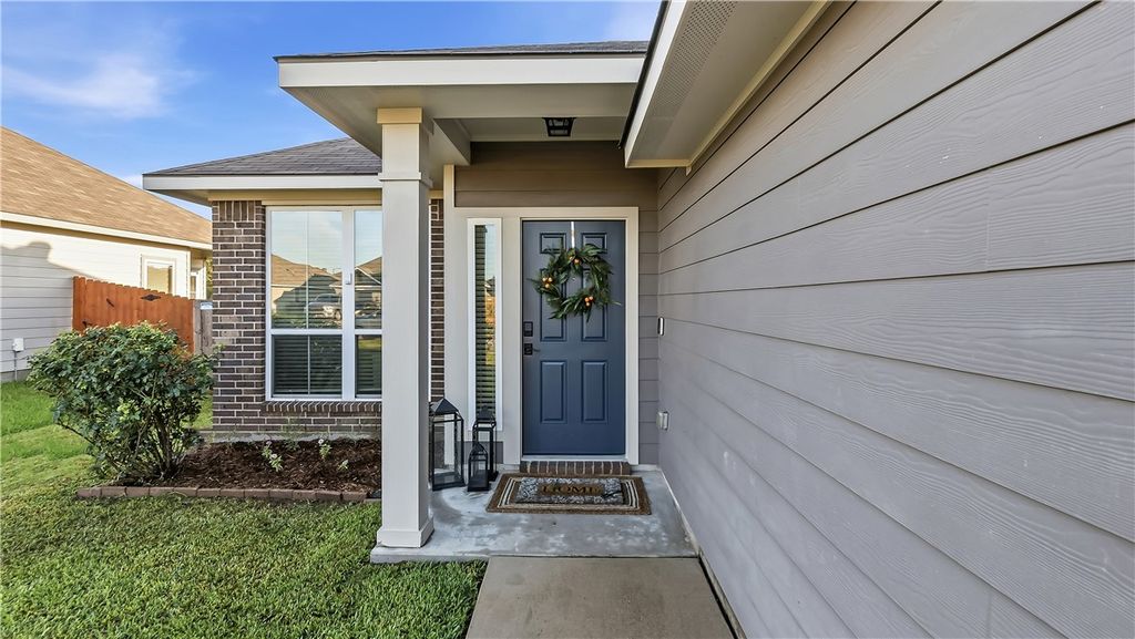 2707 Redcap Street, Bryan, TX 77803 — photo 3
