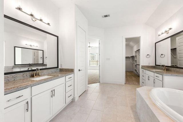 998 Briac Ln, Conroe, TX 77301