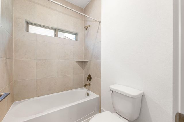 998 Briac Ln, Conroe, TX 77301