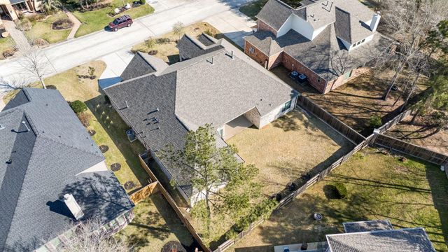 998 Briac Ln, Conroe, TX 77301