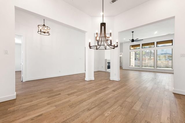 998 Briac Ln, Conroe, TX 77301